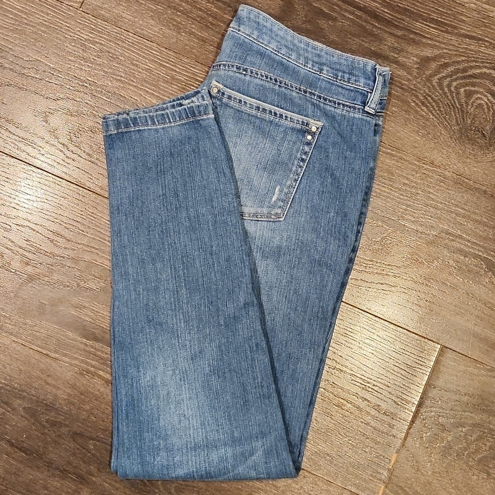 ❤️ WHITE HOUSE BLACK MARKET DISTRESSED GIRLFRIEND JEANS, 2 (26) - Picture 6 of 7